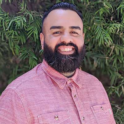 Portrait of Roberto Palacios, team member at Cornerstone of Southern California